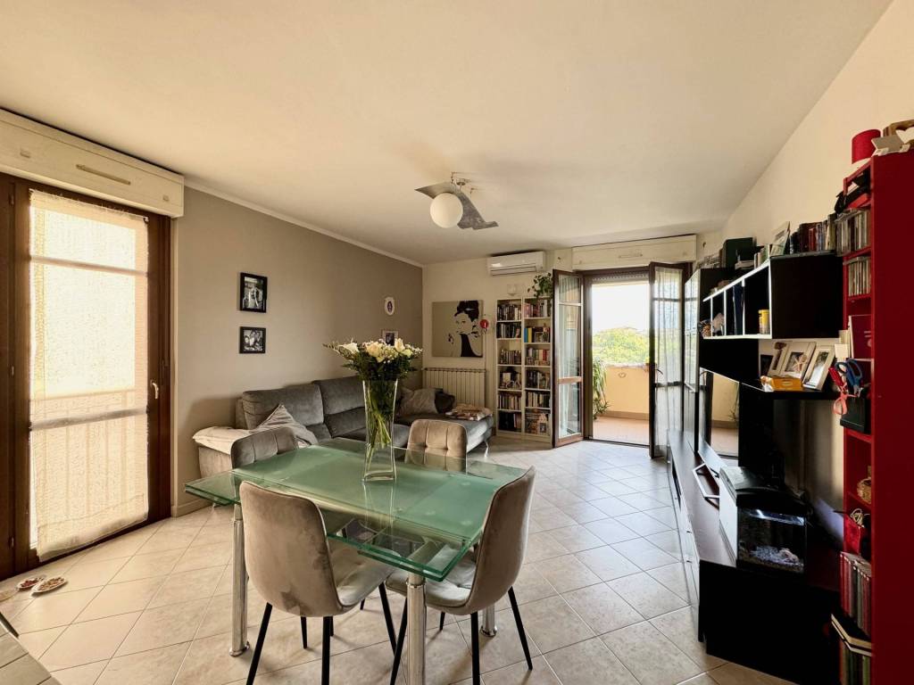 appartamento in vendita a Firenze in zona Isolotto