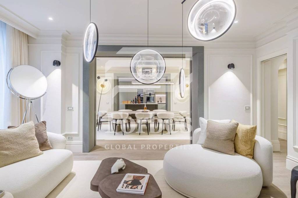 appartamento in vendita a Firenze in zona Centro Santa Maria Novella