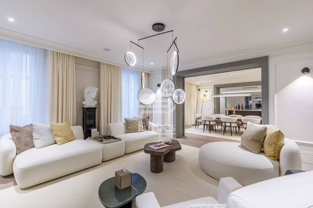 appartamento in vendita a Firenze in zona Centro Santa Maria Novella