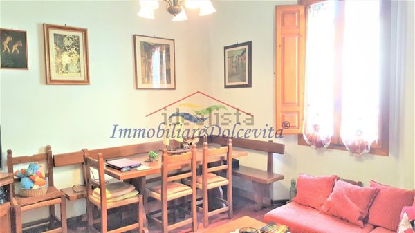 casa indipendente in vendita a Firenze in zona Isolotto