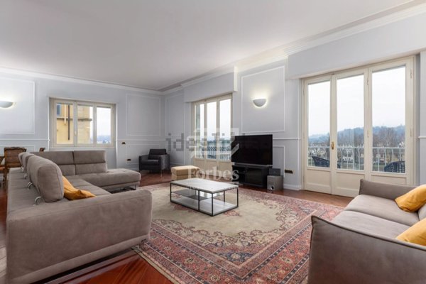 appartamento in vendita a Firenze in zona Centro Santa Maria Novella