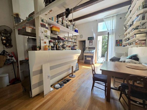 appartamento in vendita a Firenze in zona Centro Santa Croce