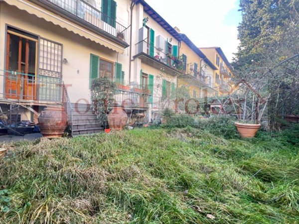 appartamento in vendita a Firenze in zona Campo di Marte