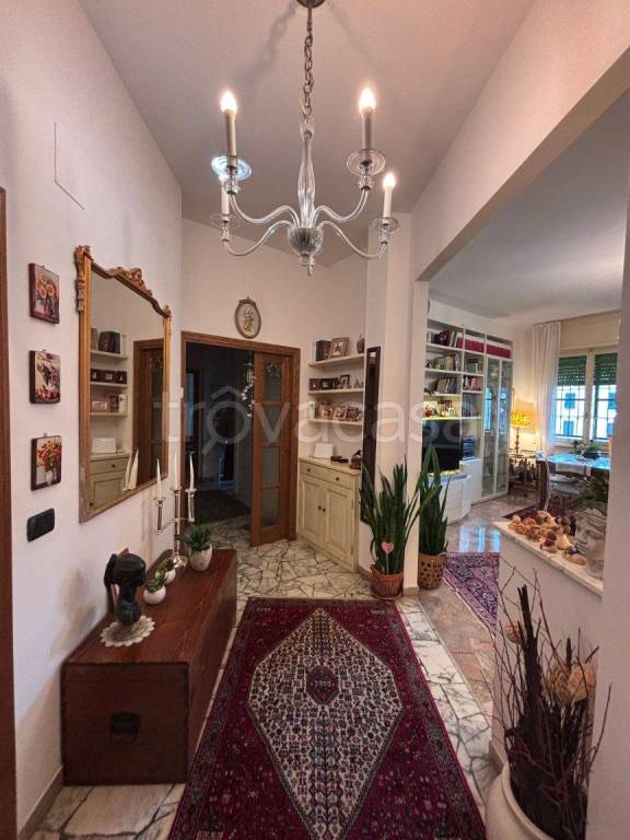 appartamento in vendita a Firenze in zona Coverciano