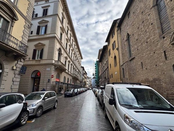 negozio in vendita a Firenze in zona Centro Duomo