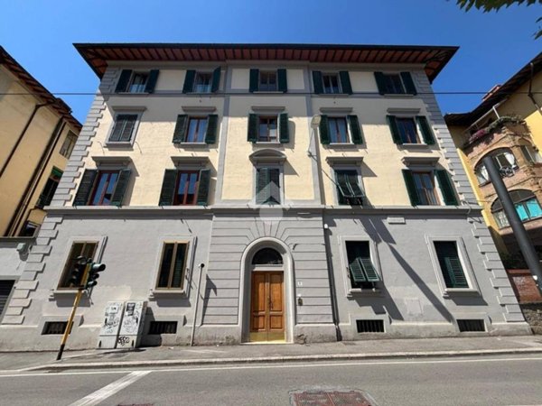 appartamento in vendita a Firenze in zona Statuto
