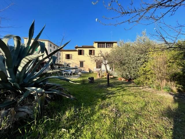 appartamento in vendita a Firenze in zona Coverciano