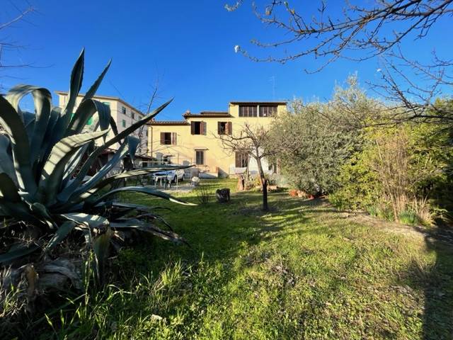 appartamento in vendita a Firenze in zona Coverciano