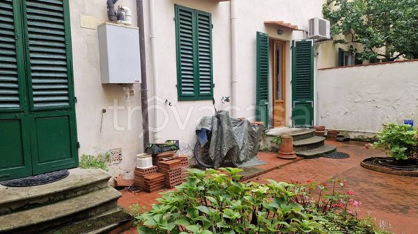 casa indipendente in vendita a Firenze in zona Campo di Marte