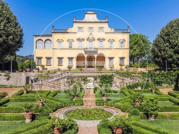 casa indipendente in vendita a Firenze in zona Bellosguardo