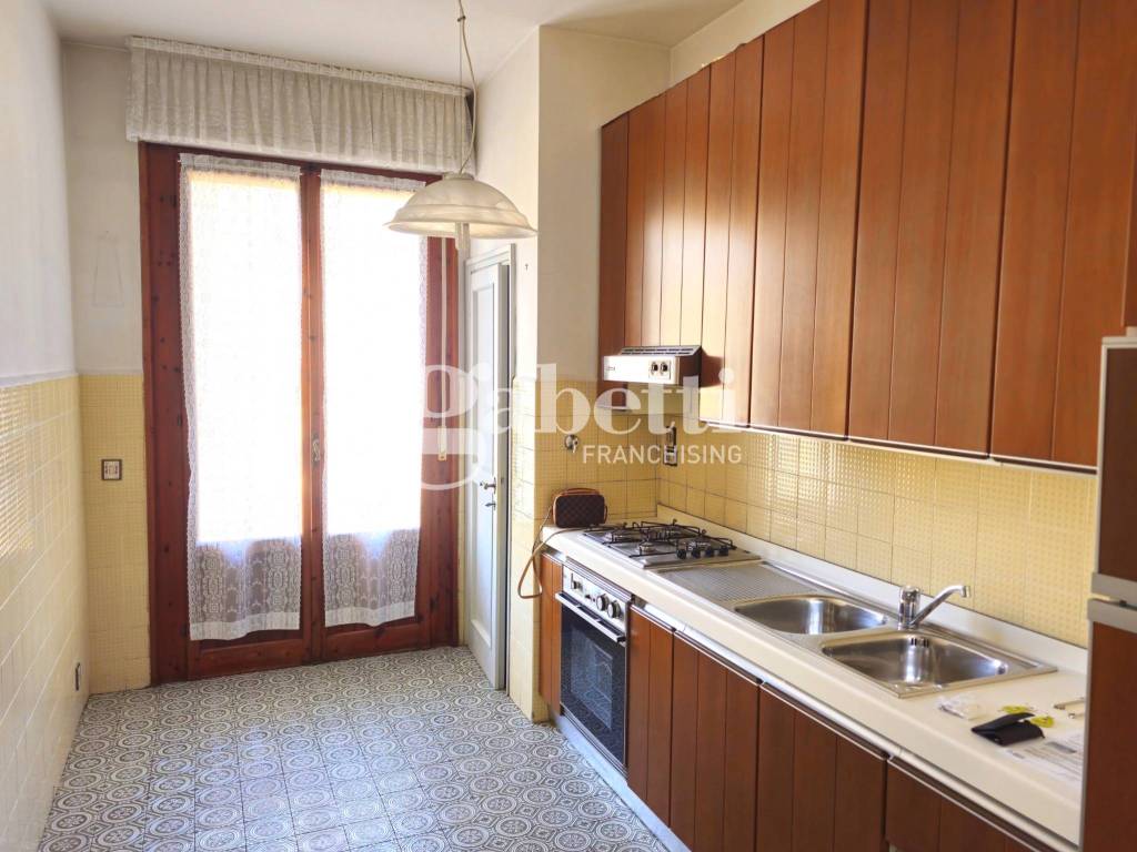 appartamento in vendita a Firenze in zona Campo di Marte