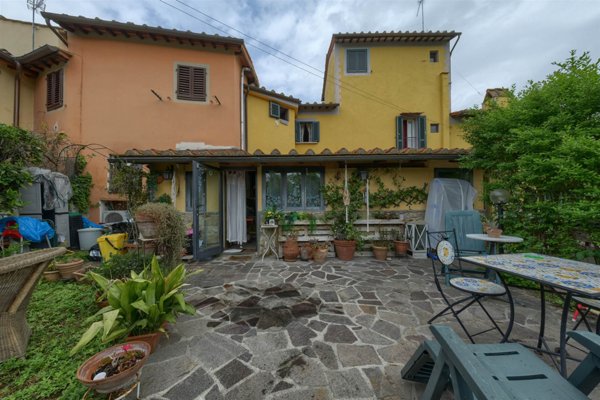 casa indipendente in vendita a Firenze in zona Galluzzo