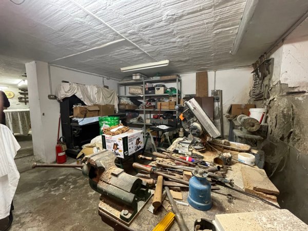 negozio in vendita a Firenze in zona Soffiano
