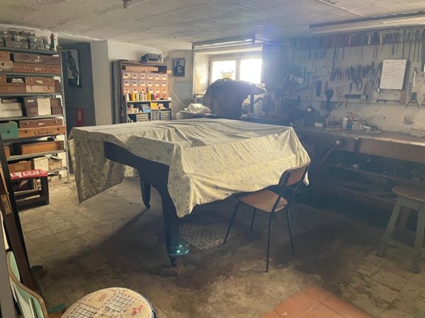 negozio in vendita a Firenze in zona Soffiano