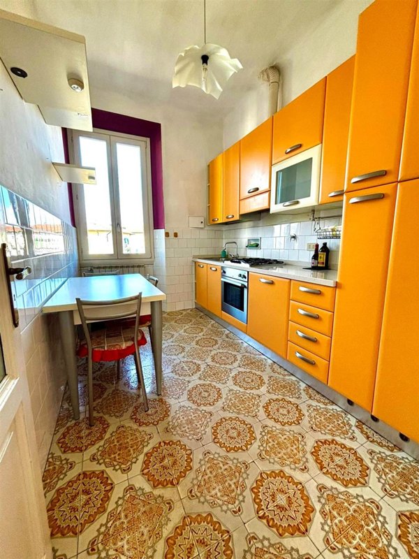 appartamento in vendita a Firenze in zona Statuto
