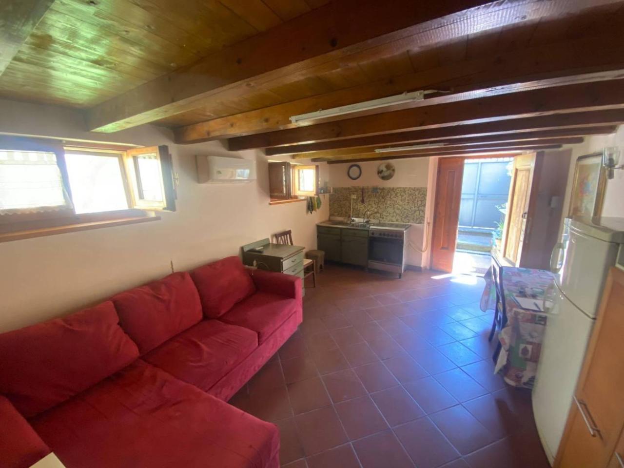appartamento in vendita a Firenze in zona Varlungo
