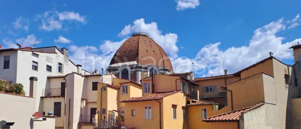 appartamento in vendita a Firenze in zona Centro San Lorenzo