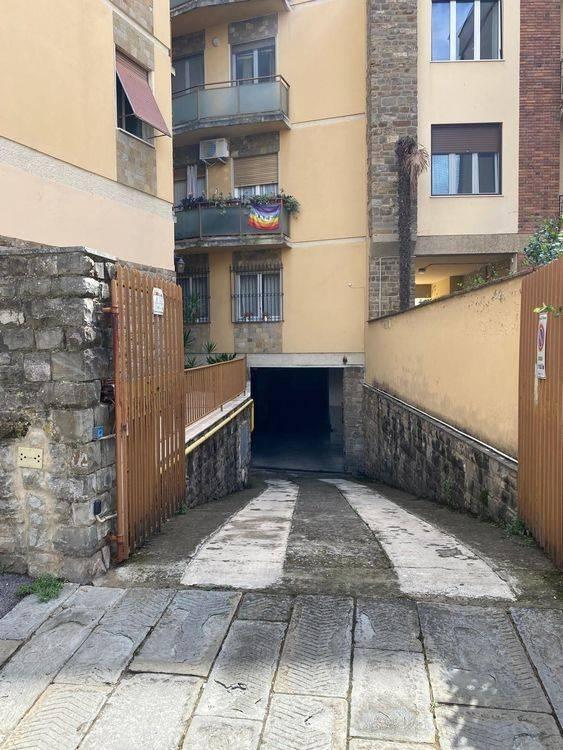 negozio in vendita a Firenze in zona Gavinana