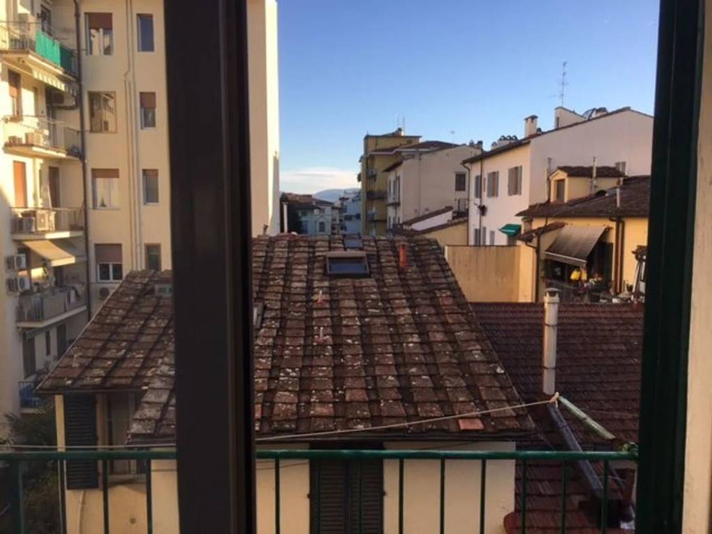 appartamento in vendita a Firenze in zona Campo di Marte