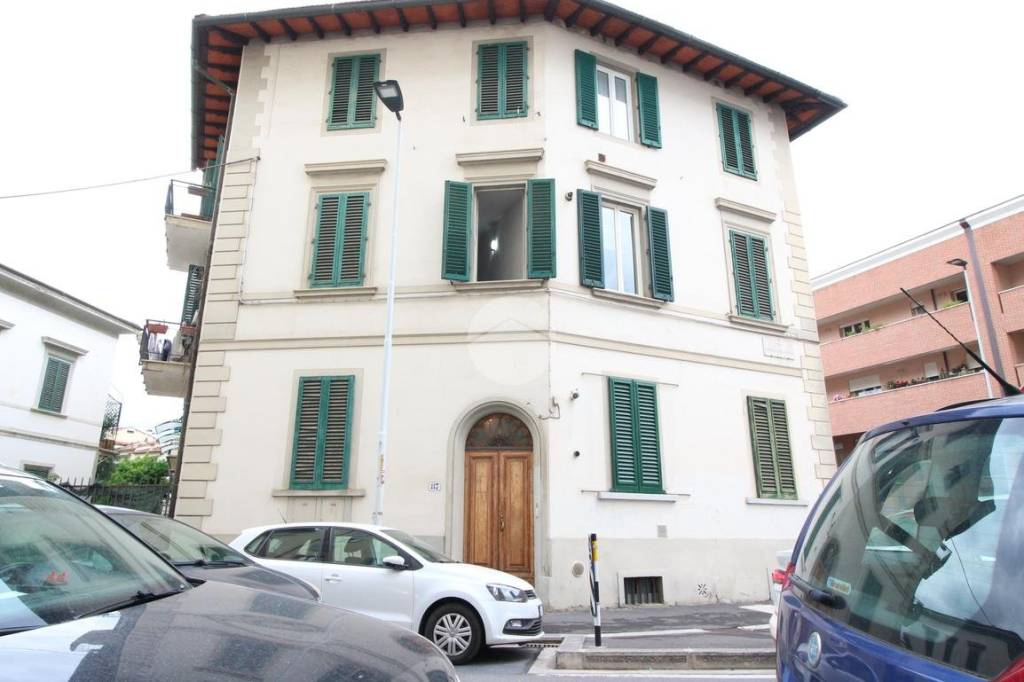 appartamento in vendita a Firenze in zona Coverciano