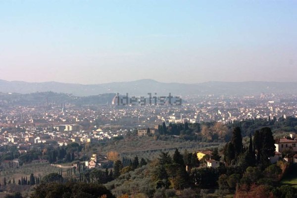 appartamento in vendita a Firenze in zona Settignano