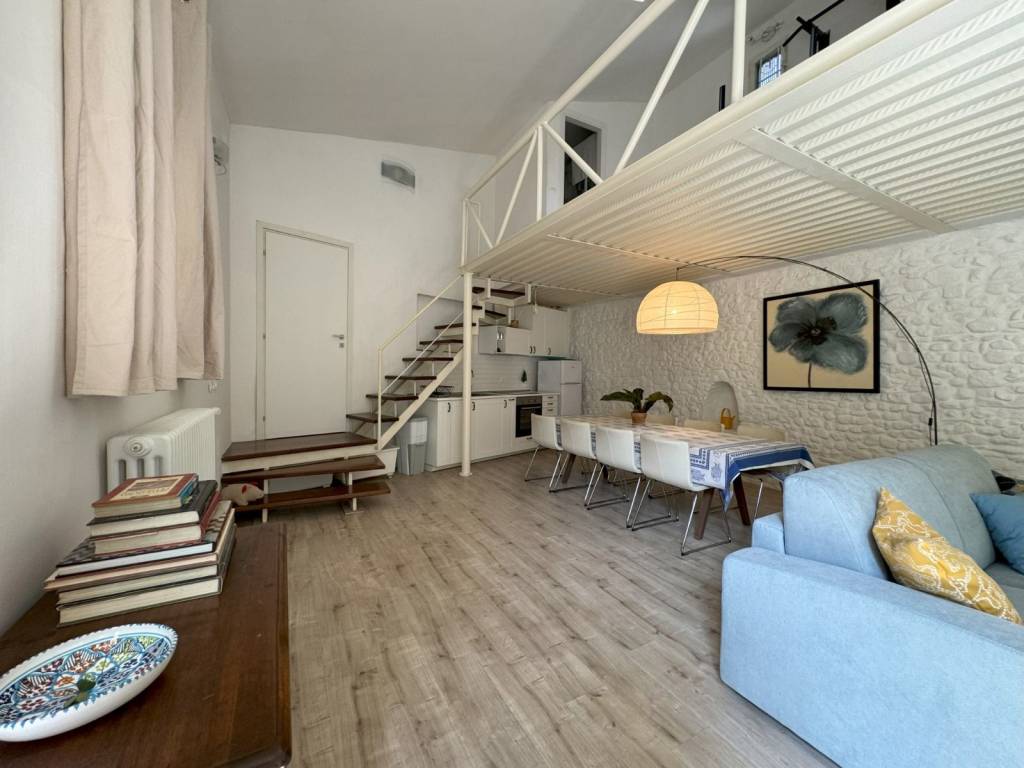 casa indipendente in vendita a Firenze in zona Careggi