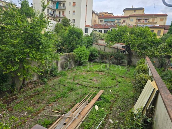 casa indipendente in vendita a Firenze in zona Centro Storico