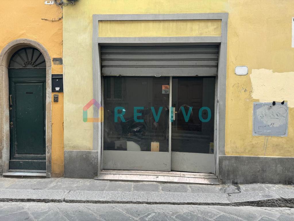 negozio in vendita a Firenze in zona Centro San Frediano