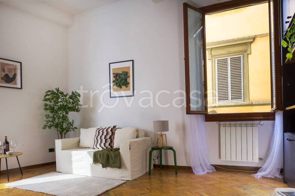 appartamento in vendita a Firenze in zona Centro Santa Maria Novella