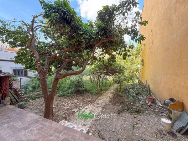 casa indipendente in vendita a Firenze in zona Legnaia