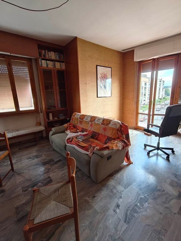 appartamento in vendita a Firenze in zona Isolotto