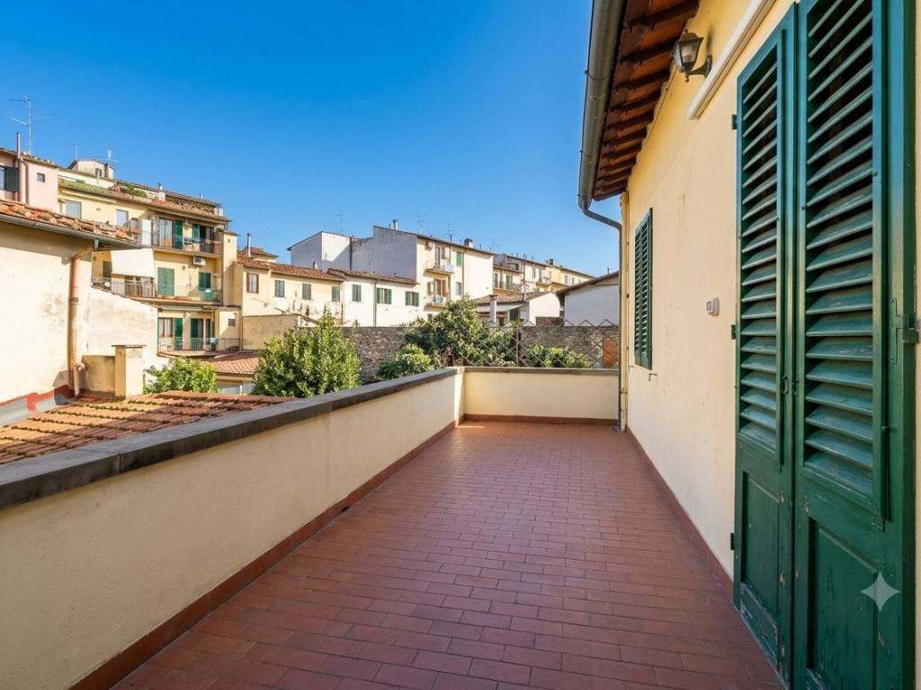 appartamento in vendita a Firenze in zona Ognissanti