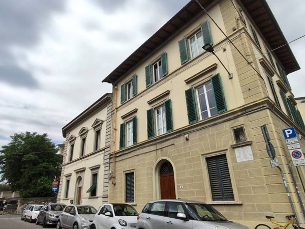 appartamento in vendita a Firenze in zona Campo di Marte