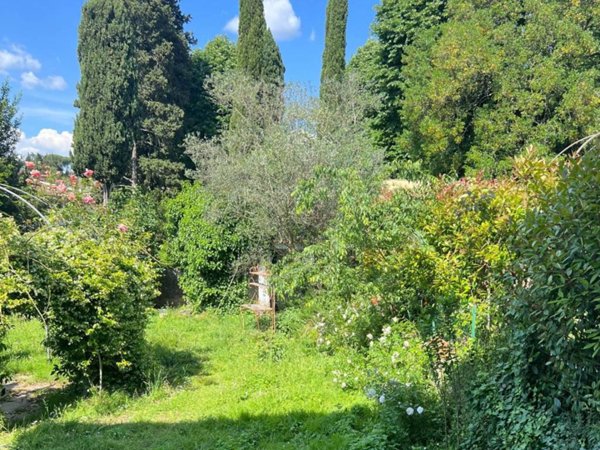 appartamento in vendita a Firenze in zona Bellosguardo