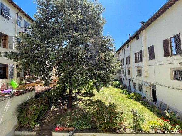 appartamento in vendita a Firenze in zona Centro Santa Croce