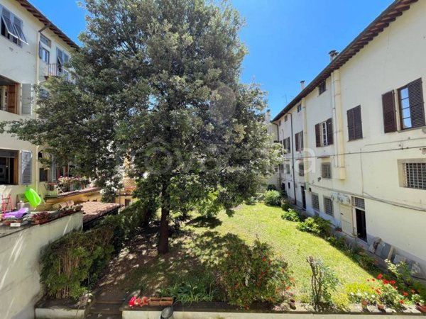 appartamento in vendita a Firenze in zona Centro Santa Croce