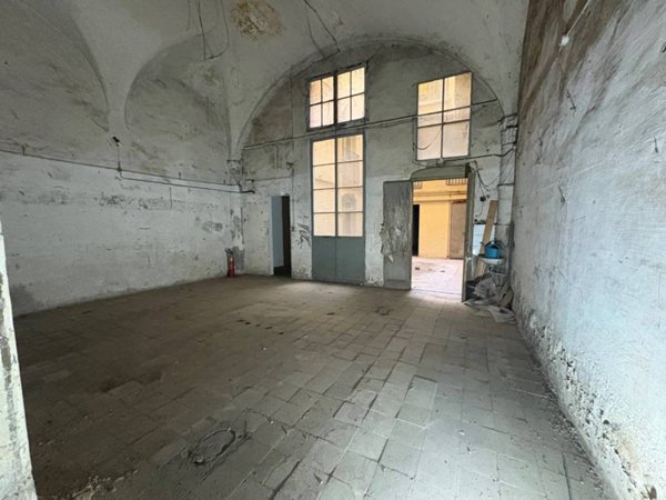 negozio in vendita a Firenze in zona Centro San Frediano