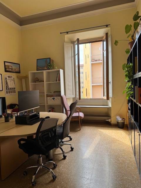 appartamento in vendita a Firenze in zona Campo di Marte