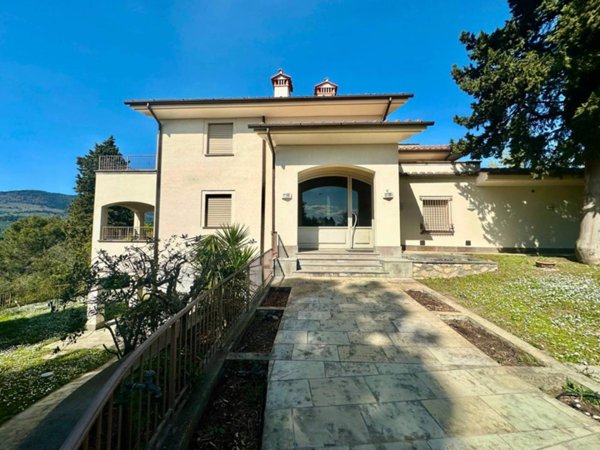 appartamento in vendita a Firenze in zona Serpiolle