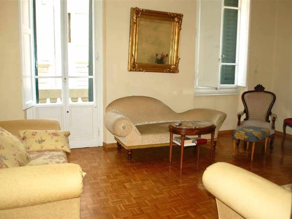appartamento in vendita a Firenze in zona Centro Santa Maria Novella
