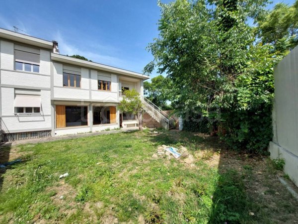 casa indipendente in vendita a Firenze in zona Gavinana