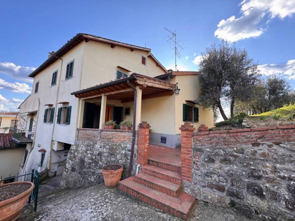 casa indipendente in vendita a Firenze in zona Rovezzano