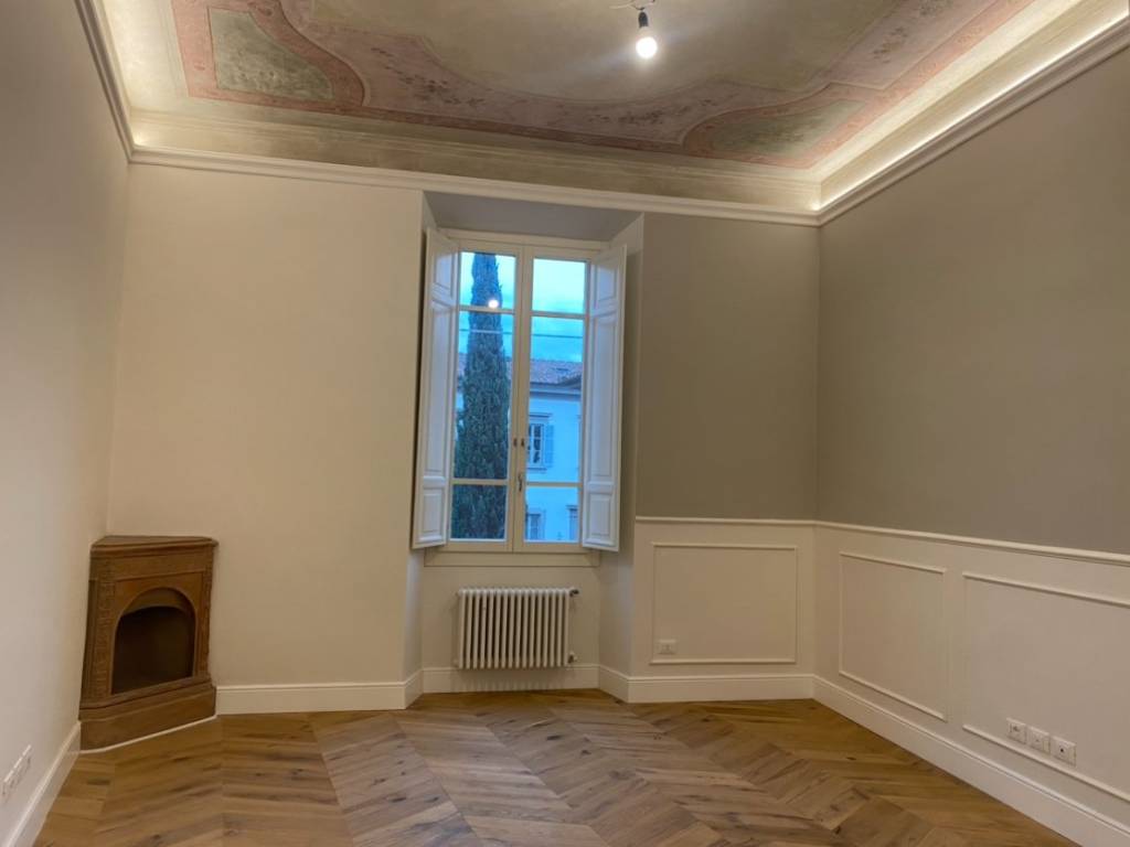 appartamento in vendita a Firenze in zona Centro Santa Maria Novella