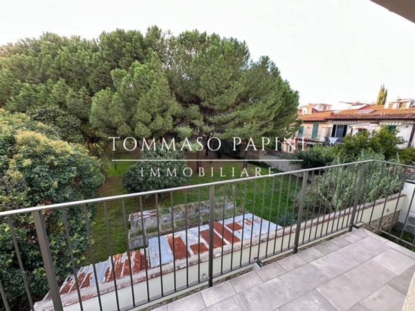 casa indipendente in vendita a Firenze in zona Coverciano