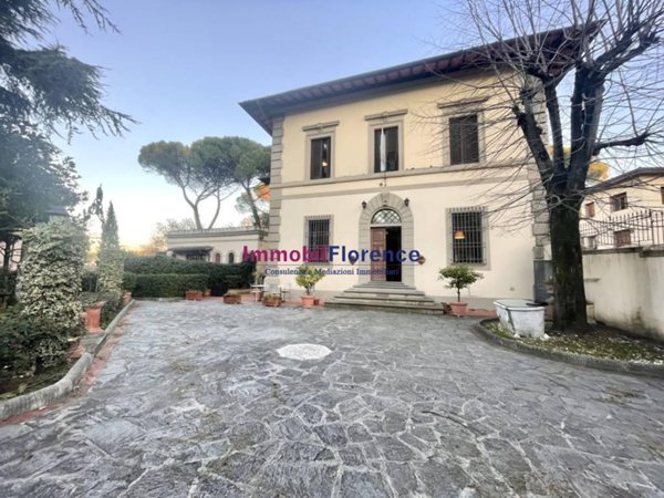 casa indipendente in vendita a Firenze in zona Bellosguardo