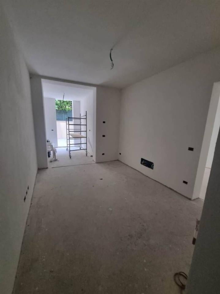 appartamento in vendita a Firenze in zona La Lastra