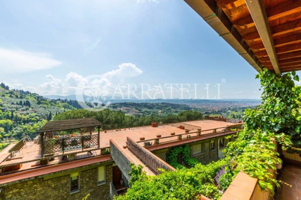 casa indipendente in vendita a Firenze in zona Centro Storico