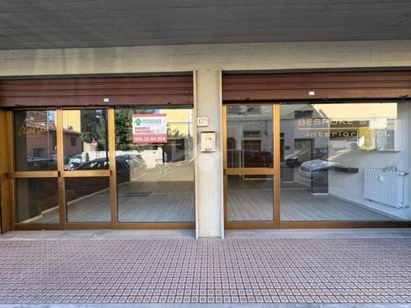 negozio in vendita a Firenze in zona Le Cure