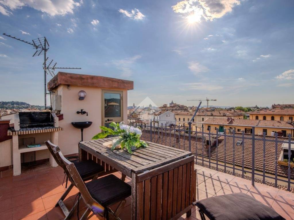 appartamento in vendita a Firenze in zona Campo di Marte