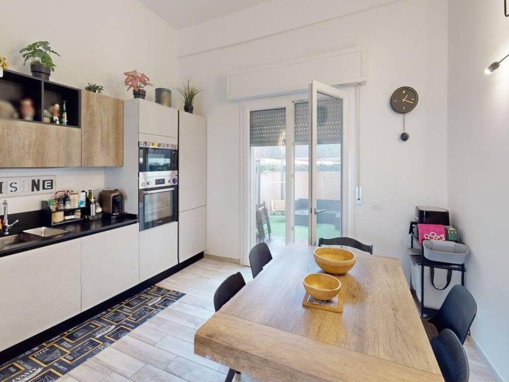casa indipendente in vendita a Firenze in zona Isolotto